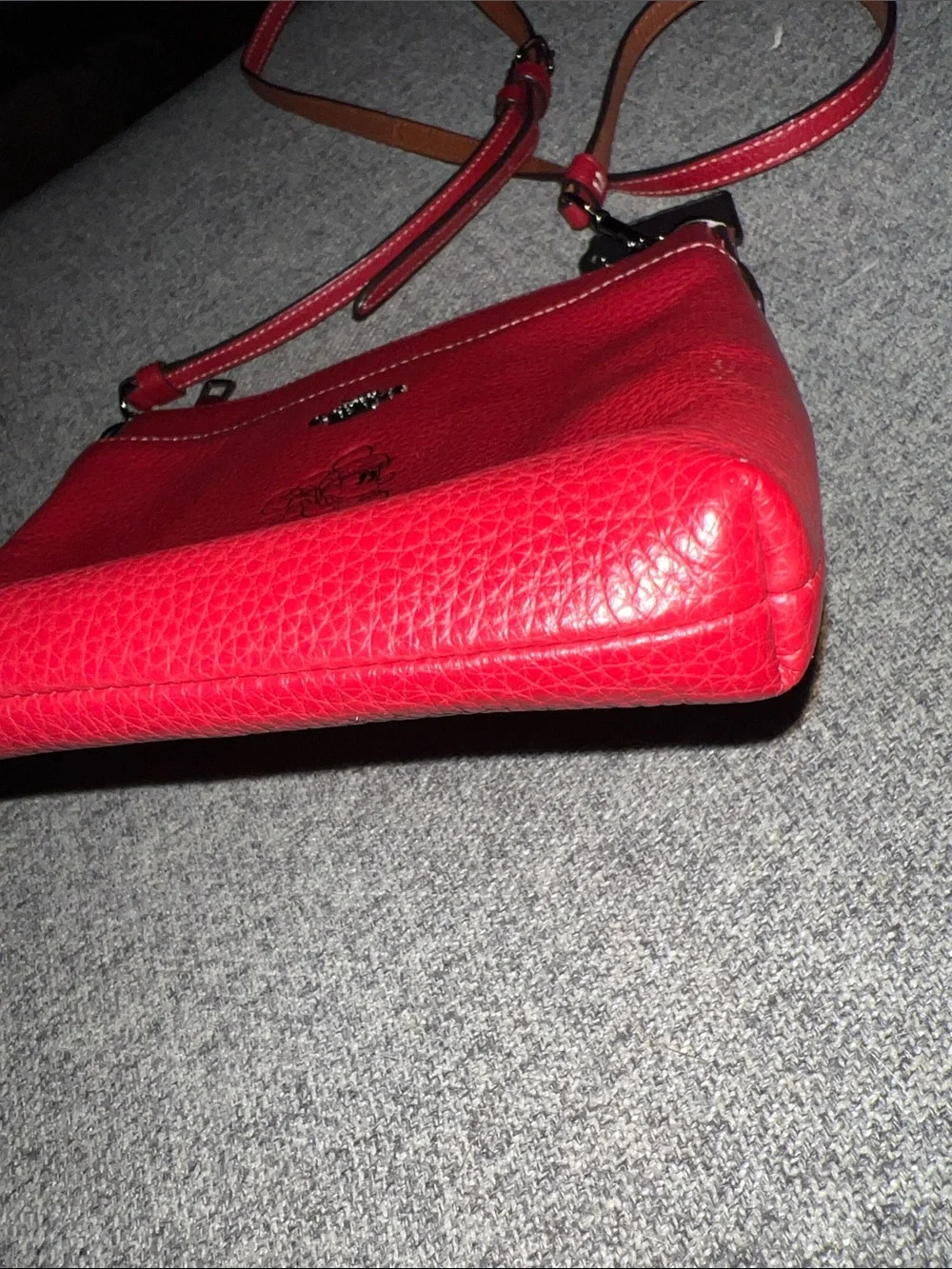 Coach x Disney Minnie Mouse Red Pebbled Leather Crossbody EUC
